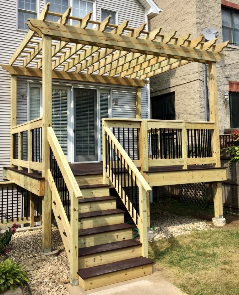 Tailored decking solutions by a renowned deck builder Chicago