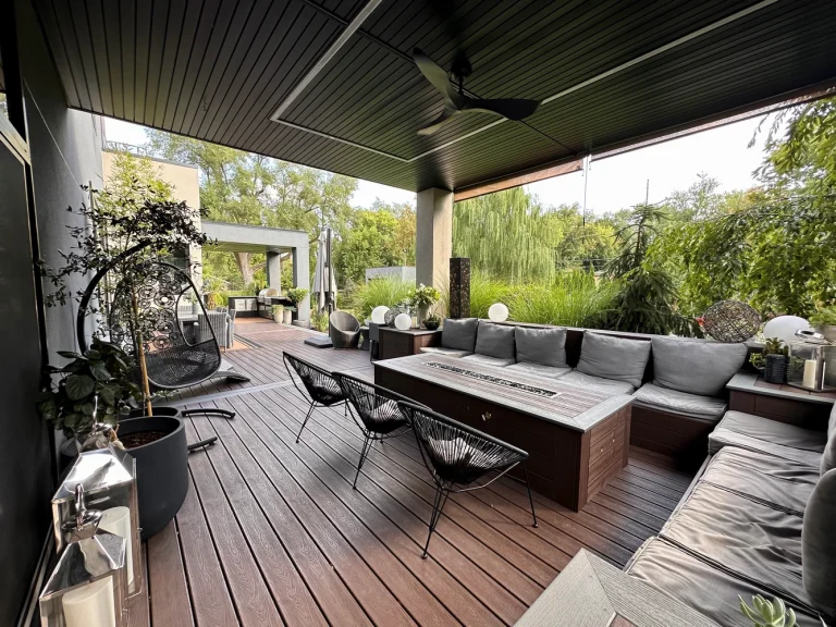 Chicago deck builder setting new standards in outdoor living space design