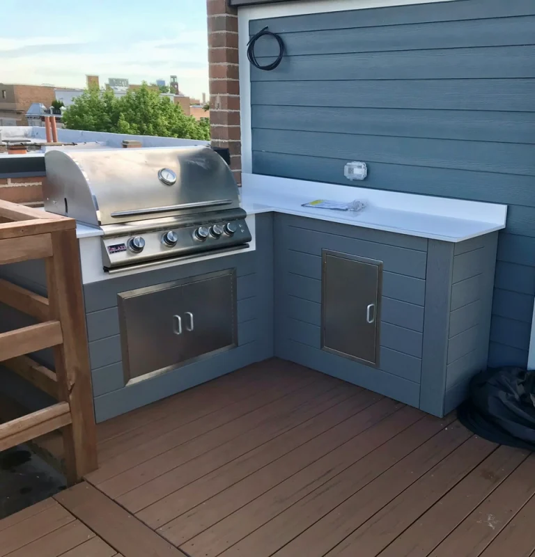 Entertaining made grand on a rooftop deck Chicago area