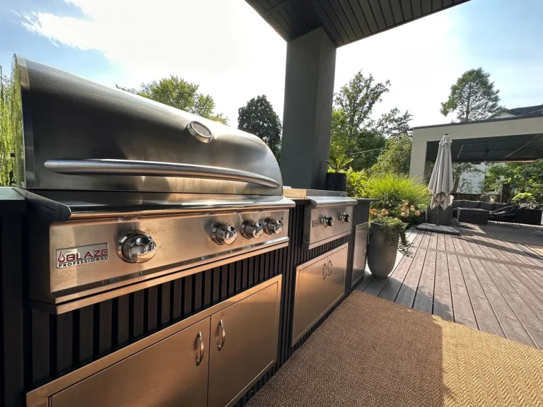 Chicago's expertise in deck construction