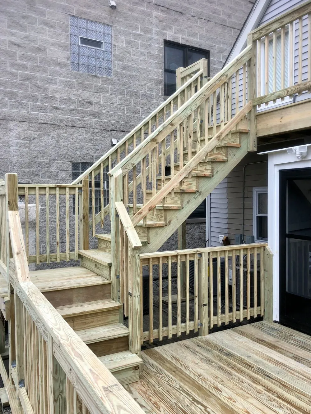 Nearby pergola builders, for stylish outdoor shading.